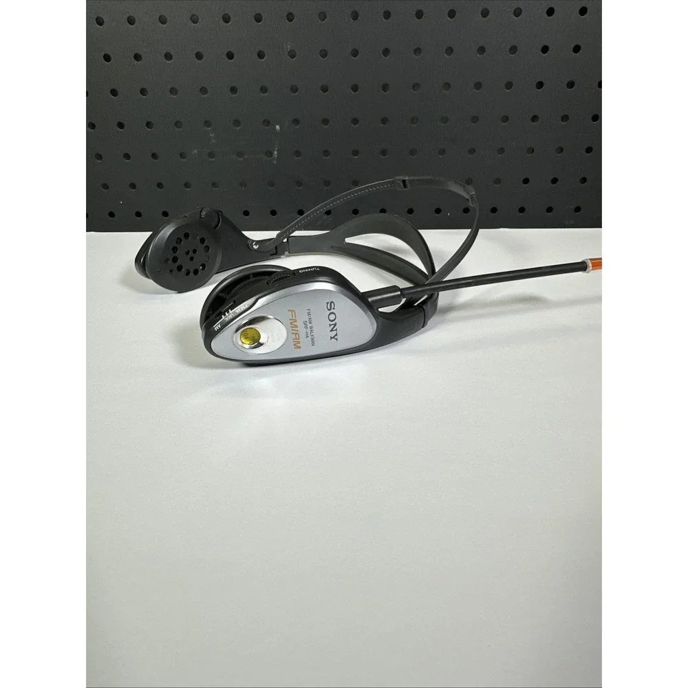 Sony Walkman AM FM Radio Headphones Mega Bass SRF-H4